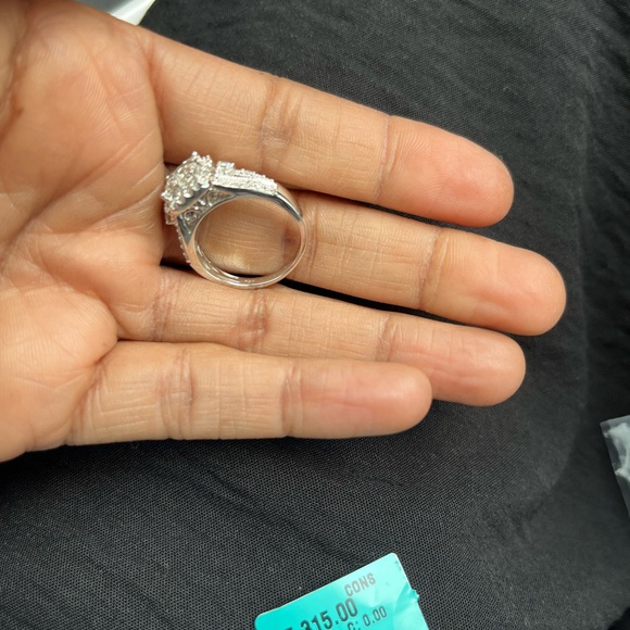 Effy White Gold Diamond Ring - Picture 3 of 9